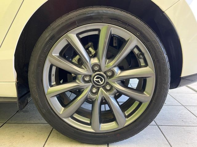 �y����18�C���`�A���~�z�C�[���z�O�ςɃ}�b�`���������A���~�z�C�[���𑕒����Ă���܂��B�e��ЊO�A���~�z�C�[����A�X�^�b�h���X�^�C�����戵�����Ă���܂��B���񂲑��k����������