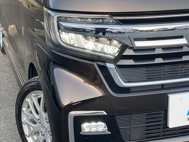 �yLED�w�b�h���C�g�z���V����ԑ��s�����ǍD�Ȏ��E���m�ۂ����S���ĉ^�]�ł��鍂�P�xLED�w�b�h���C�g�𑕔�!�_�����x�������A����d�͂��}�����Ă��܂��B