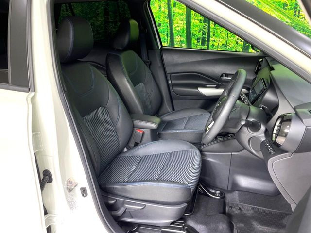 �y�n�[�t���U�[�V�[�g�z�������ƍ���S�n�𗼗������l�C�̃V�[�g���w�ʁE���ʂ̃t�@�u���b�N�f�ނ́A�ʋC���̗ǂ��⊊��ɂ����ɗD��Ă��܂��B�C���╞���ɍ��E���ꂸ���K�ɂ���肢�������܂��B