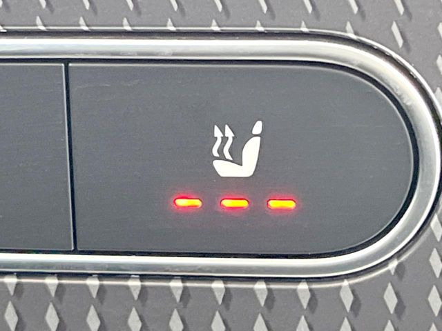 ���t�����g�V�[�g�q�[�e�B���O:�^�]�ȁE����ȋ��ɎO�i�K�Œ��߂��\�ȃV�[�g�q�[�^�[�𑕔����Ă���܂��B�G�߂��킸���K�ɂ��g�p���������܂��B