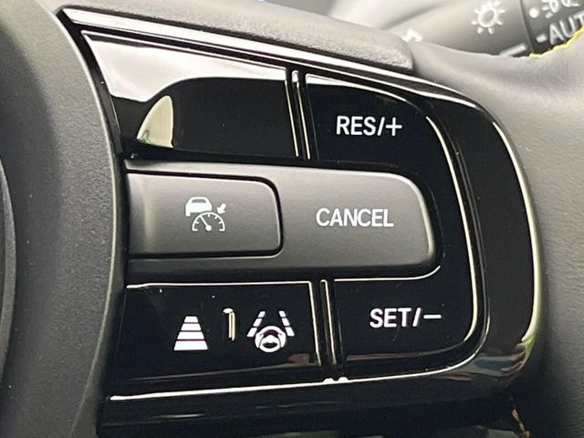 �y�A�_�v�e�B�u�N���[�Y�R���g���[���z�������H�ł̒��������s���y��!!�����ő��x��ۂN���[�Y�R���g���[�����A�Փˌy���V�X�e���ƘA�g���A�O���̎ԗ������m���ĎԊԂ�ۂ悤�ɑ��x���߂��Ă���܂�!!