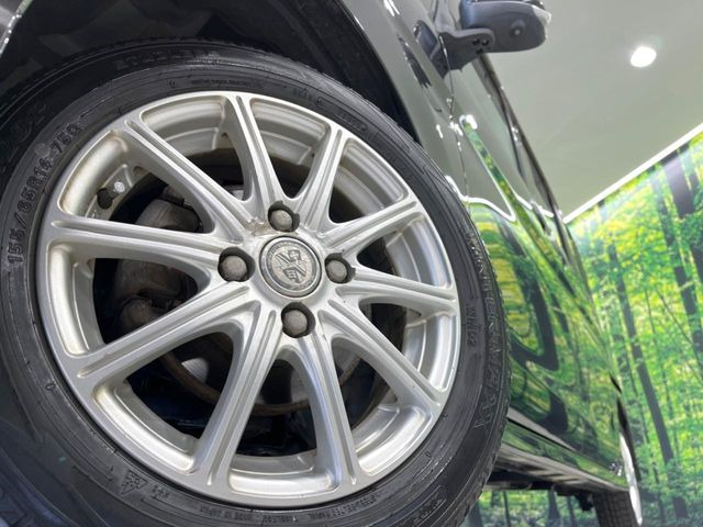 �y14�C���`�A���~�z�C�[���z�O�ςɃ}�b�`�����A���~�z�C�[���𑕒����Ă���܂��B�e��A���~�z�C�[����A�X�^�b�h���X�^�C�����戵�����Ă���܂��B���񂲑��k����������