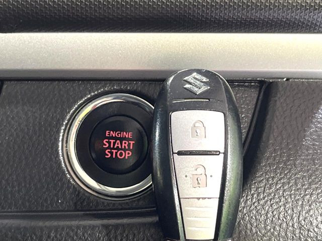 �y�L�[���X�X�^�[�g�V�X�e���z�J�o����|�P�b�g�ɓ��ꂽ�܂܂ł��h�A�̎{���E�������\�ȃX�}�[�g�L�[�𑕔��B�G���W���̃I���E�I�t�����J�M�����o���K�v����������Ƃ��Ă��֗��ł���