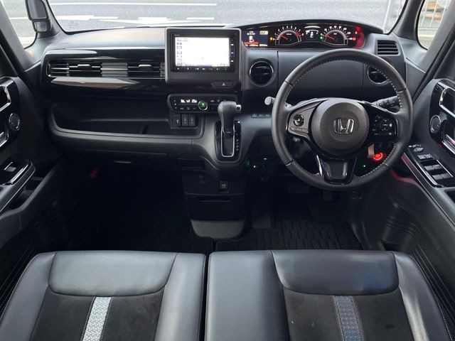 N-BOXカスタムL ターボ