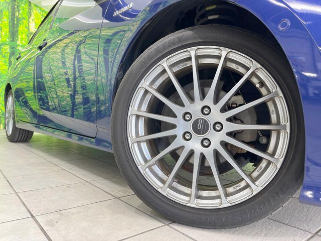 �y17�C���`�A���~�z�C�[���z�O�ςɃ}�b�`�����A���~�z�C�[���𑕒����Ă���܂��B�e��A���~�z�C�[����A�X�^�b�h���X�^�C�����戵�����Ă���܂��B���񂲑��k����������