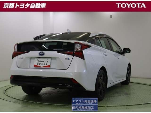 プリウス1.8 S ツーリングセレクション ブラックエディション