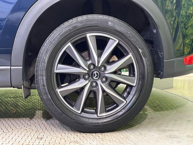 �y����19�C���`�A���~�z�C�[���z�O�ςɃ}�b�`���������A���~�z�C�[���𑕒����Ă���܂��B�e��ЊO�A���~�z�C�[����A�X�^�b�h���X�^�C�����戵�����Ă���܂��B���񂲑��k����������