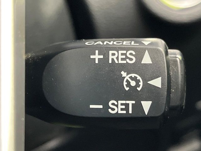 �y���[�_�[�N���[�Y�R���g���[���z�������H�ł̒��������s���y��!!�����ő��x��ۂN���[�Y�R���g���[�����A�Փˌy���V�X�e���ƘA�g���A�O���̎ԗ������m���ĎԊԂ�ۂ悤�ɑ��x���߂��Ă���܂�!!