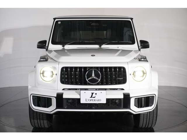 �w�b�h���C�g�͍ŐV��LED�d�l���̗p���Ă���A��Ԃ∫�V�󎞂ł����F���������A���S�����m�ۂ������܂��B�f�U�C���ʂł��t�����g�t�F�C�X�ɐ������Ɛ�i�������o����A�����I�ȑ����ł������܂��B