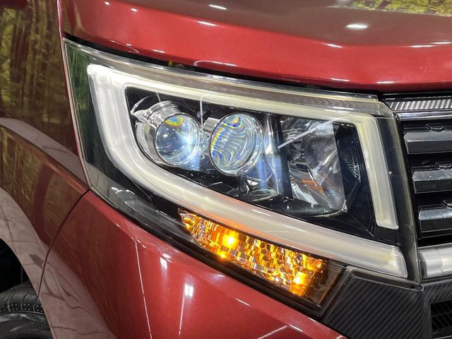 �yLED�w�b�h���C�g�z���V����ԑ��s�����ǍD�Ȏ��E���m�ۂ����S���ĉ^�]�ł��鍂�P�xLED�w�b�h���C�g�𑕔�!�_�����x�������A����d�͂��}�����Ă��܂��B