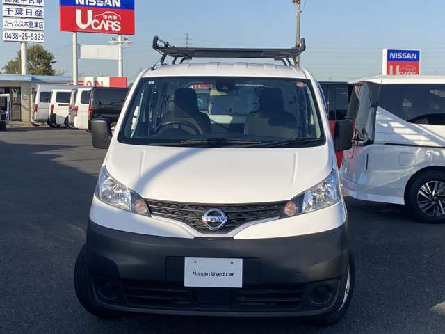 NV200バネットバン1.6 DX
