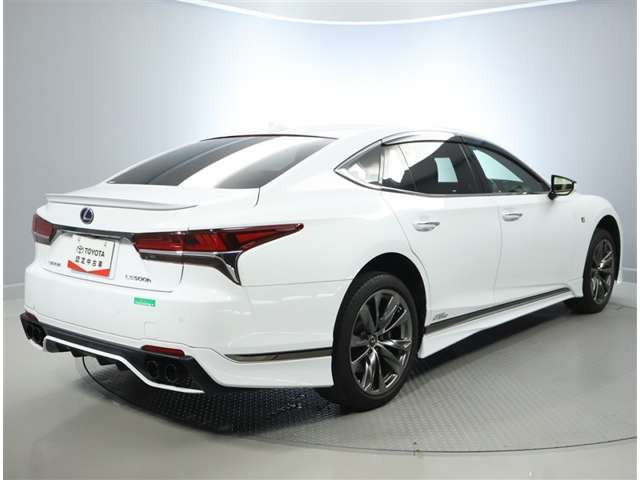 LS500h Fスポーツ
