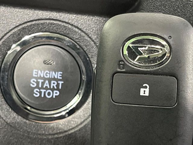 �y�L�[�t���[�V�X�e���z�J�o����|�P�b�g�ɓ��ꂽ�܂܂ł��h�A�̎{���E�������\�ȃX�}�[�g�L�[�𑕔��B�G���W���̃I���E�I�t�����J�M�����o���K�v����������Ƃ��Ă��֗��ł���