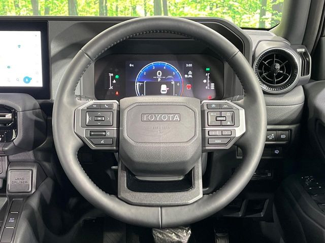 �y�X�e�A�����O�X�C�b�`�z�^�]���A�O������ڐ������炷���ƂȂ��A�I�[�f�B�I���̑��삪�\�ȕ֗��@�\!���S&���K�ȃh���C�u�����o���Ă���܂���