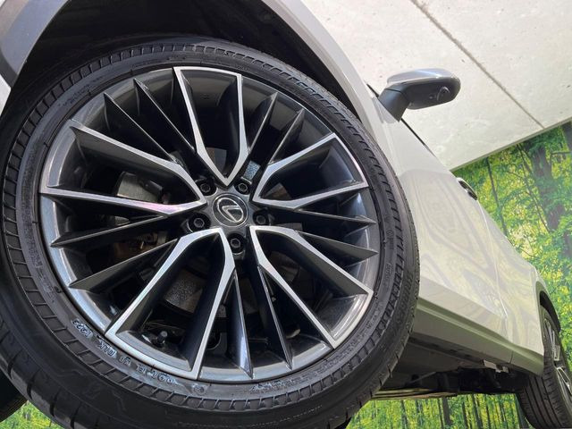 �y����20�C���`�A���~�z�C�[���z�O�ςɃ}�b�`���������A���~�z�C�[���𑕒����Ă���܂��B�e��ЊO�A���~�z�C�[����A�X�^�b�h���X�^�C�����戵�����Ă���܂��B���񂲑��k����������