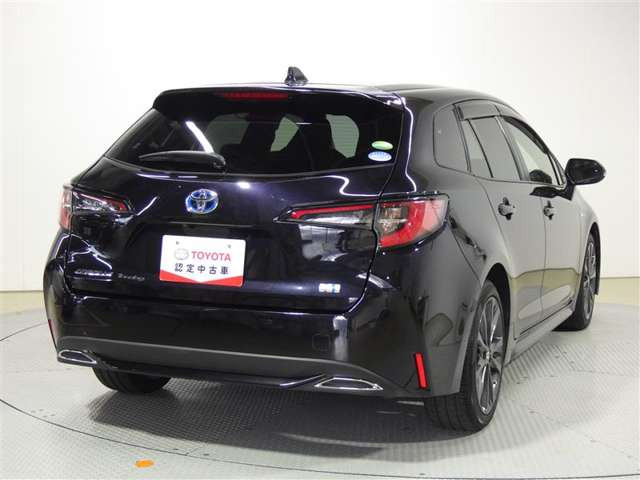 カローラツーリング1.8 ハイブリッド W×B