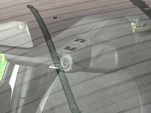 �y�h���C�u���R�[�_�[�z�h���C�u���R�[�_�[����!���s���͂������A������^�]�⎖�̂ɑ��������ہA�f���ŋL�^���A����̃��X�N�ɔ����܂��B���L�^�pSD�J�[�h�͂��q�l�����g�ł��������������K�v������܂��B