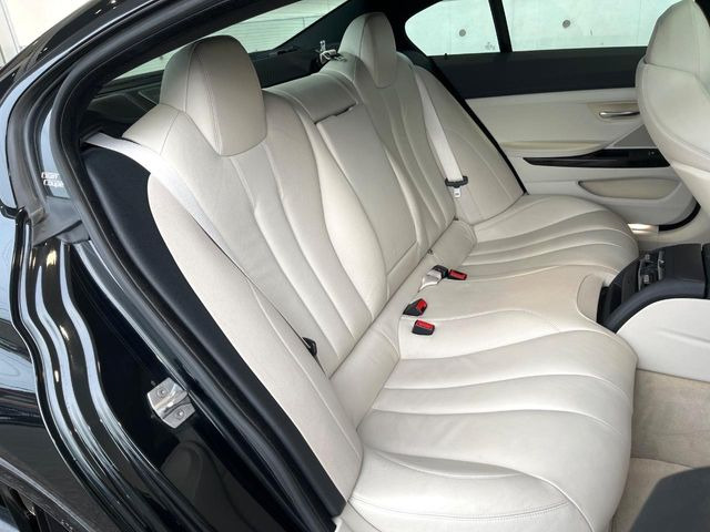 ���㕔���Ȃ��C�ɂȂ�悤�ȃL�Y�E�����ւ��蓙�A�傫�ȃ_���[�W�͂Ȃ��A�ǍD�ȏ�Ԃł��B