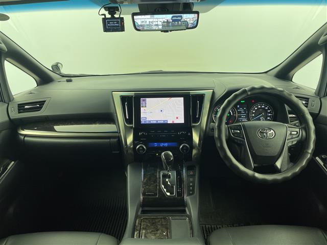 アルファードハイブリッド 2.5 S タイプゴールドIII E-Four 4WD