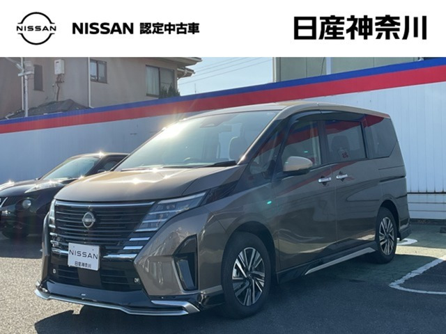 セレナ1.4 e-4ORCE ハイウェイスターV 4WD