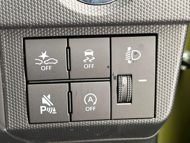 �y�A�C�h�����O�X�g�b�v�z�ԐM����a�؂Œ�Ԃ����ۂɃG���W�����~���A���ʂȔR���̏����}���܂��B�R��������ی�ɂȂ���@�\��G���W���̓u���[�L�𗣂��΍Ďn�����܂��B