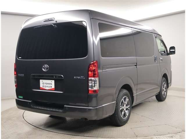 ハイエースバン