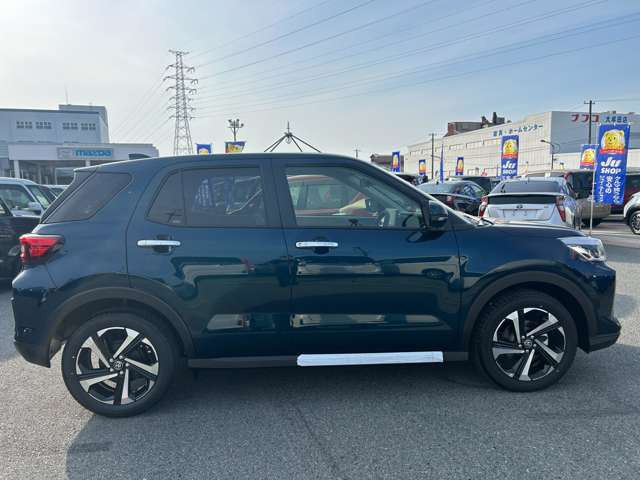 ���J�[�i�r�A�A���~�z�C�[���AHID���C�g���̃J�[�p�i��������舵���Ă��܂�������]������΂��Ђ����k����������