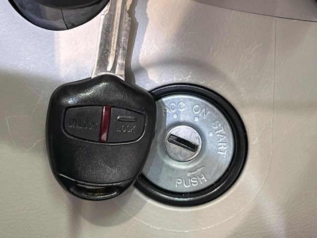 �y�L�[���X�z�������ꂽ�ꏊ����ł��{�^����Ńh�A�̊J���E�{�����ł���̂łƂ��Ă��֗�!�h�A�̌�������ɏ������邱�Ƃ�����܂����