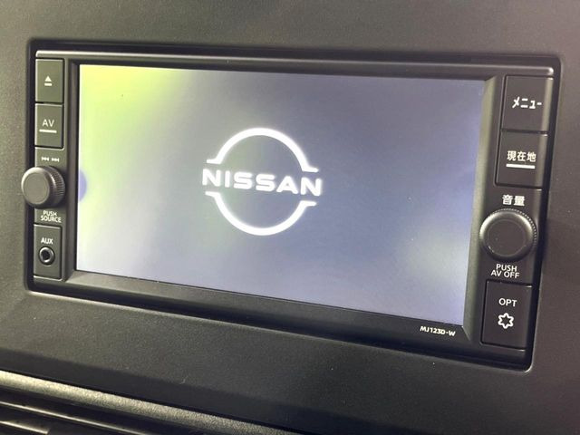 �y�����i�r�z�l�C�̏����i�r�𑕔��B�I�[�f�B�I�@�\���[�����Ă���ABluetooth�ڑ�����΂������̃X�}�z��MP3�v���C���[�̉��y���Đ��\!�����̉^�]������Ɋy�����Ȃ�܂�!!