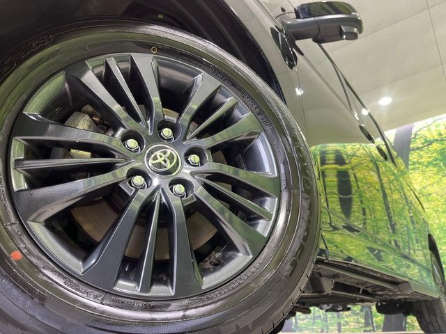 【16インチアルミホイール】外観にマッチしたアルミホイールを装着しております。各種アルミホイールや、スタッドレスタイヤも取扱いしております。是非ご相談ください♪