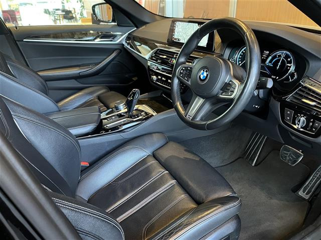 5シリーズセダン523d Mスポーツ