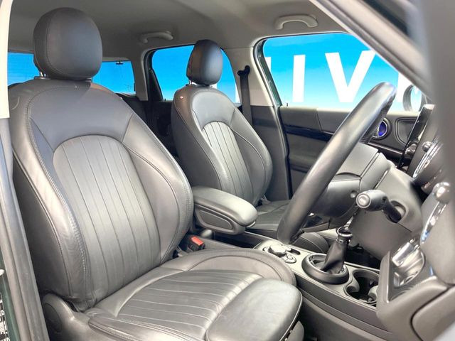 ���V�[�g�̎g�p��:�j��E�ւ�������Ȃ��A�����̒ʂ肫�ꂢ�ȏ�Ԃ��ێ����Ă���܂��B�܂��A�����N���[�j���O�E�R�[�e�B���O�����p�����������܂��B