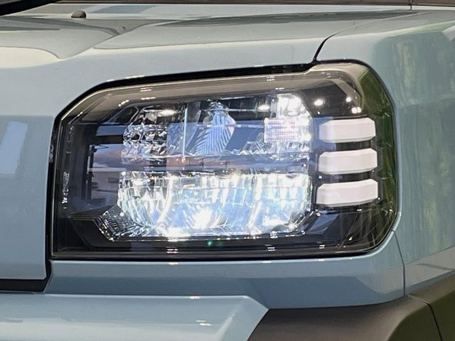 �yLED�w�b�h���C�g�z���V����ԑ��s�����ǍD�Ȏ��E���m�ۂ����S���ĉ^�]�ł��鍂�P�xLED�w�b�h���C�g�𑕔�!�_�����x�������A����d�͂��}�����Ă��܂��B