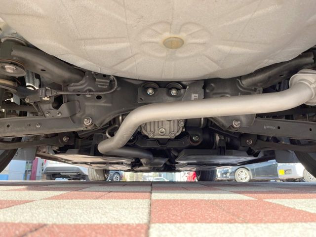 ����肪���ꂢ�Ȃ����ɁA�h�K���H�̎{�H���I�X�X���B�~��n��͂������A���ݕ��ɂ��Z���̕���A��Ń}�����E�E�B���^�[�X�|�[�c���������ɂ��D�]���������Ă���܂��B