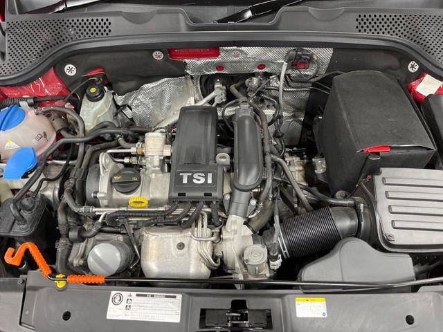 �����X�ł́A�e���[�J�[�̐�p�f�f�e�X�^�[�𓱓��B���Ǝ��i�����e�N�j�J���X�^�b�t���풓���Ă���܂��̂ŁA������̍ۂɂ����S���Ă����p���������܂��B