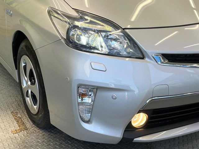 �yLED�w�b�h���C�g�z���V����ԑ��s�����ǍD�Ȏ��E���m�ۂ����S���ĉ^�]�ł��鍂�P�xLED�w�b�h���C�g�𑕔�!�_�����x�������A����d�͂��}�����Ă��܂��B