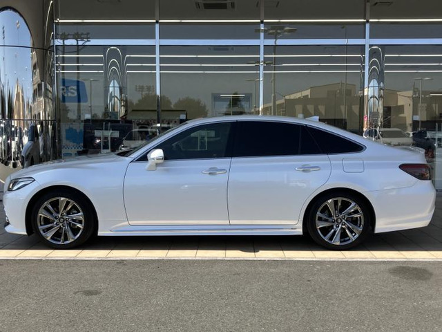 クラウンハイブリッド 2.5 RS アドバンス