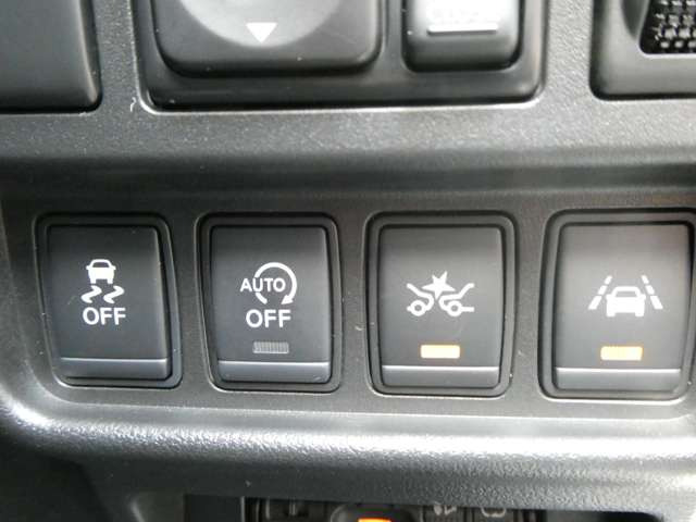 ジューク1.5 15RX V セレクション