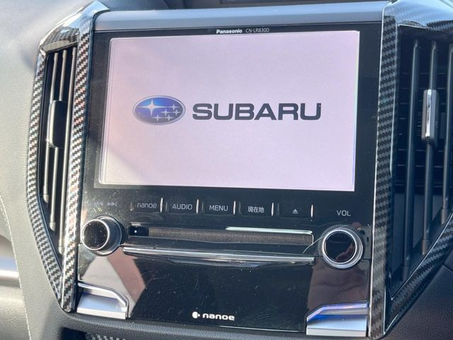 �y���[�J�[�����i�r�z�C���e���A�ɗn�����ރX�^�C���b�V���ȁu��p�݌v�v���[�J�[�i�r�𑕔��􎋔F���⑀�쐫�ȂǊ�{���\�ɂ��D��A���㎿�ȃJ�[���C�t�����y���݂��������܂��B