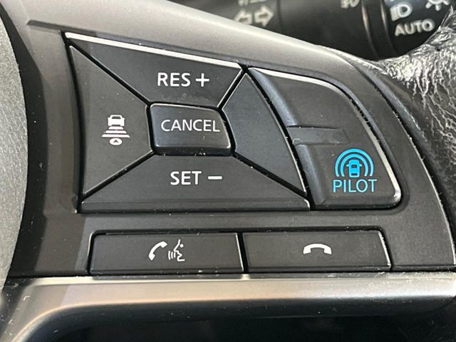 �y�v���p�C���b�g�z�������H�ł̒��������s���y��!!�a�؎��Ə��񑖍s�̃V�[���ŁA�A�N�Z���E�u���[�L�E�X�e�A�����O�������Ő��䂵�A�������^�]�̕��S���y�����Ă���܂���