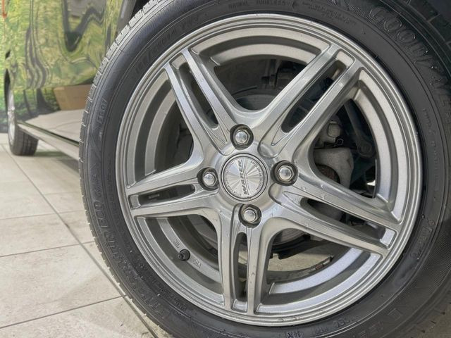 �y14�C���`�A���~�z�C�[���z�O�ςɃ}�b�`�����A���~�z�C�[���𑕒����Ă���܂��B�e��A���~�z�C�[����A�X�^�b�h���X�^�C�����戵�����Ă���܂��B���񂲑��k����������