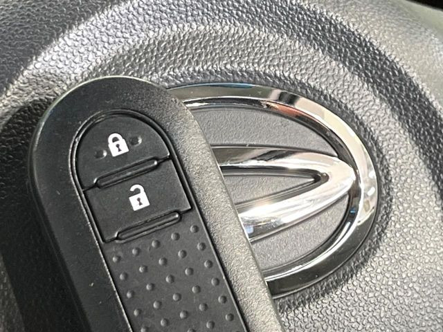 �y�L�[�t���[�V�X�e���z�J�o����|�P�b�g�ɓ��ꂽ�܂܂ł��h�A�̎{���E�������\�ȃX�}�[�g�L�[�𑕔��B�G���W���̃I���E�I�t�����J�M�����o���K�v����������Ƃ��Ă��֗��ł���