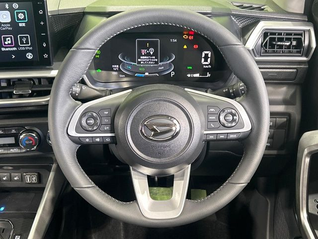 �y�����v�����X�e�A�����O�z�㎿�Ȋv���g�p���邱�ƂŁA��ɂ����������݂ƂĂ��^�]���₷���n���h���ł���