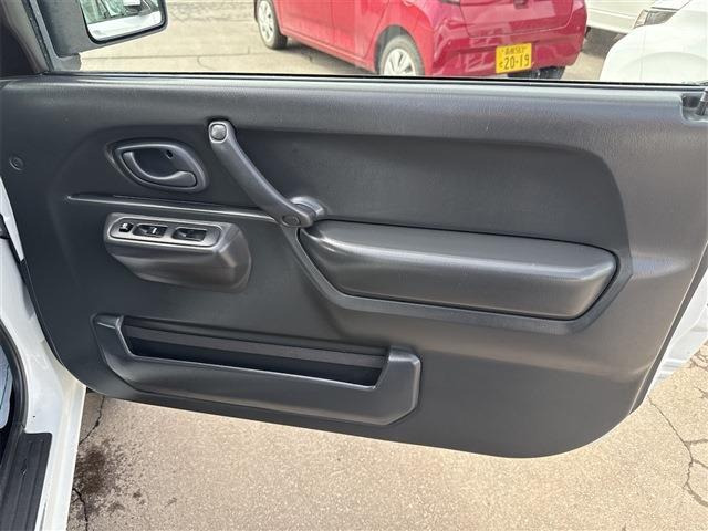 ���X�ł͊F�l�Ɉ��S���Ă��Ԃ��^�]���Ă����������߂̎����ԕی��ւ̉�����JAF�ւ̉����������Ȃ��܂��̂ł���]�̕��͂��C�y�ɂ����k���������B