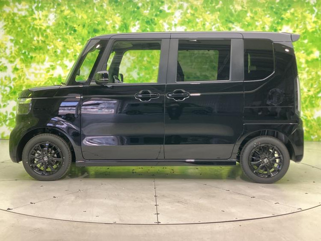 N-BOXカスタムブラック スタイル