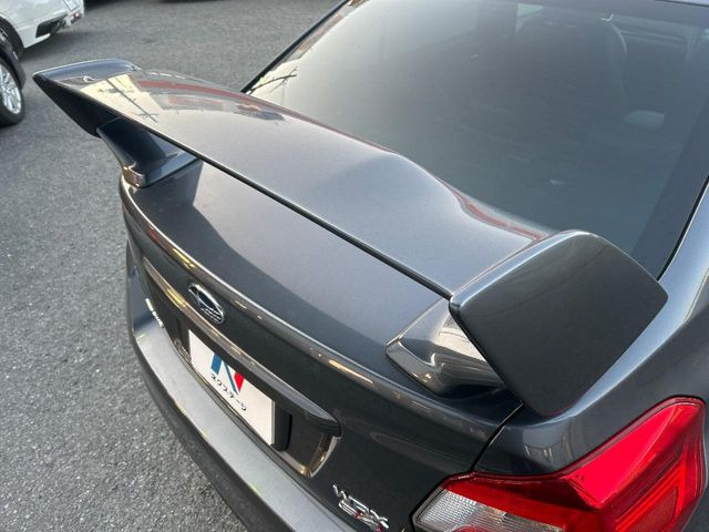 �y��^�����X�|�C���[�z�X�|�[�c�J�[�炵�����O�b�ƈ�������^�����X�|�C���[�𑕒��􍂑����s���̃X�^�r���e�B(���s���萫)����ɖ𗧂��܂��B