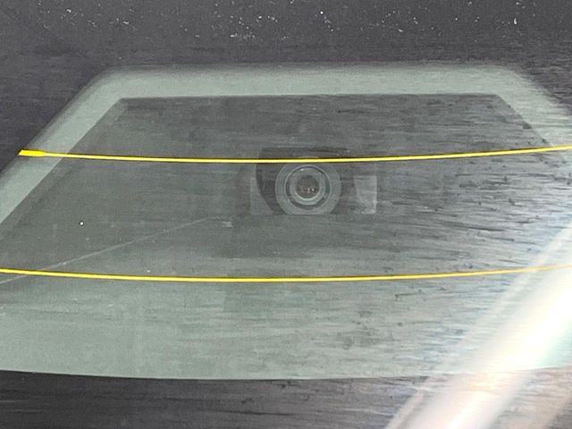 �y�X�Y�L �Z�[�t�e�B�T�|�[�g�z���s���ɑO���̎ԗ�����F�����A�Փ˂������Ȏ��͌x��ƃu���[�L�ŏՓˉ���Ɣ�Q�y�����A�V�X�g�B�����S�Ƀh���C�u�����y���݂��������܂��B