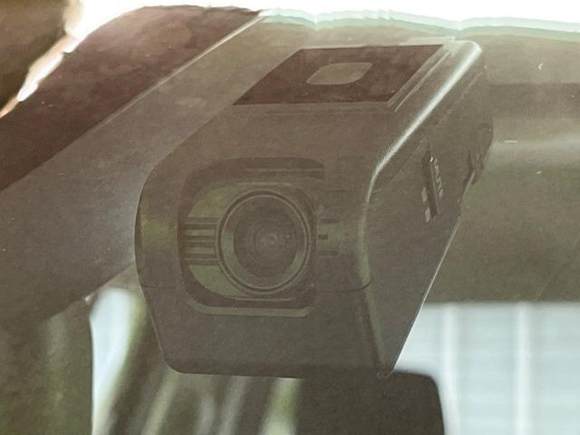 �y�h���C�u���R�[�_�[�z�h���C�u���R�[�_�[����!���s���͂������A������^�]�⎖�̂ɑ��������ہA�f���ŋL�^���A����̃��X�N�ɔ����܂��B���L�^�pSD�J�[�h�͂��q�l�����g�ł��������������K�v������܂��B