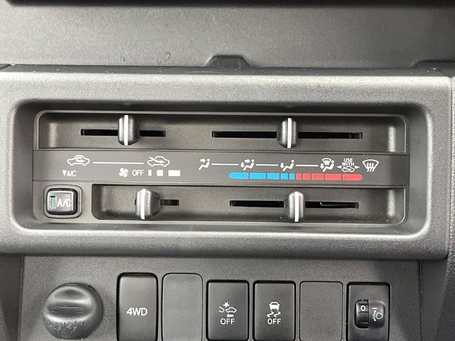 �����~�������Ă��S�Ȃɉ��K�ȋ󒲂�͂��Ă����A�_�C�������G�A�R���𑕔���