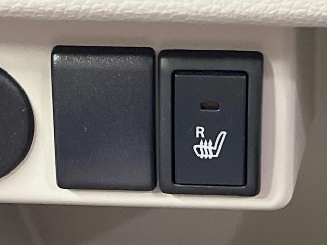 �y�V�[�g�q�[�^�[�z�������ɏd�󂷂�V�[�g�q�[�^�[!�G�A�R����葁�����܂��Ă����̂Ŋ�����̐l�����S�ł��ˁ�G�A�R���̉����͊������邩����A�Ƃ������ɂ����������߂ł��B